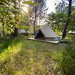 La Kahute - Tente Tipi Au Coeur De La Foret