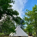La Kahute - Tente Tipi Au Coeur De La Foret Kemping *