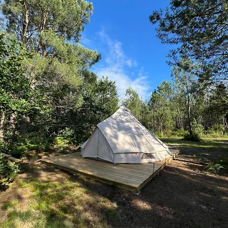 Campeggio La Kahute - Tente Tipi Au Coeur De La Foret Carcans