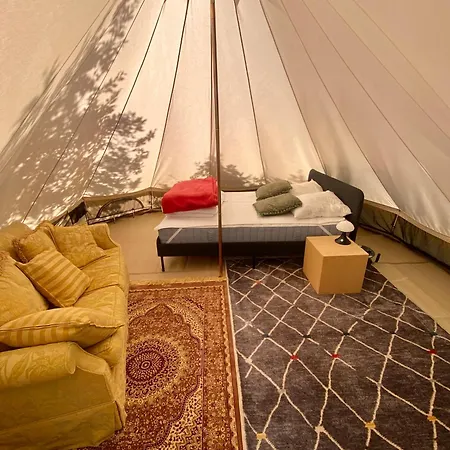 La Kahute - Tente Tipi Au Coeur De La Foret