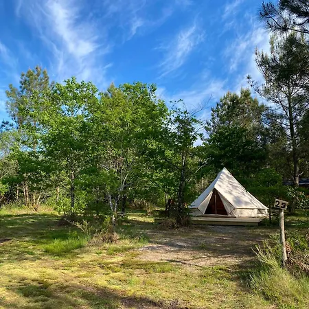 La Kahute - Tente Tipi Au Coeur De La Foret