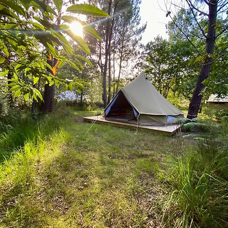 La Kahute - Tente Tipi Au Coeur De La Foret
